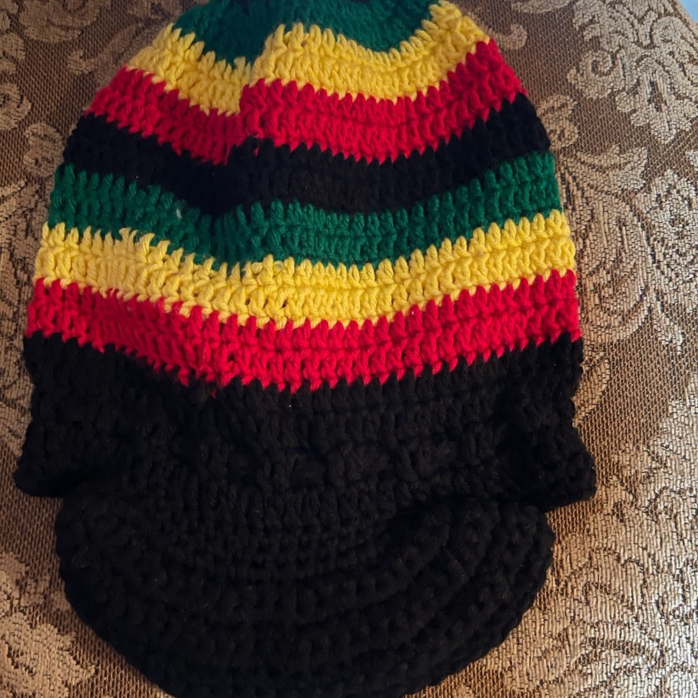 Men’s mega Rasta tam for dreadlocks with tightening string